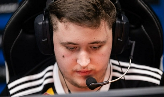 2025EWC无畏契约赛段冠亚军揭晓进化者表现引关注